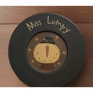 Barbara Lloyd Folk Art Primitive Wooden MISS LUMPY Snowman Plate Hearthside Coll